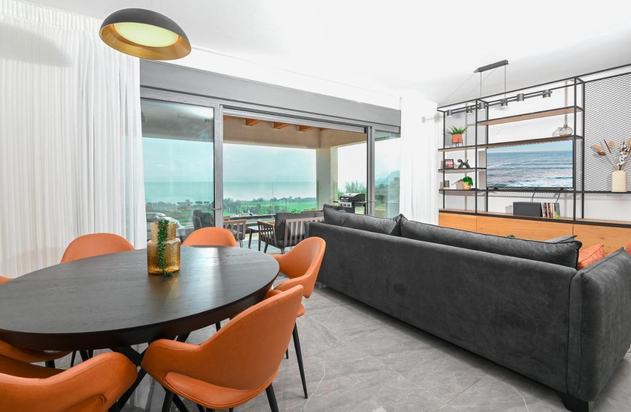 Yalarent C Kinneret Hotel Apartments Migdal Exteriör bild