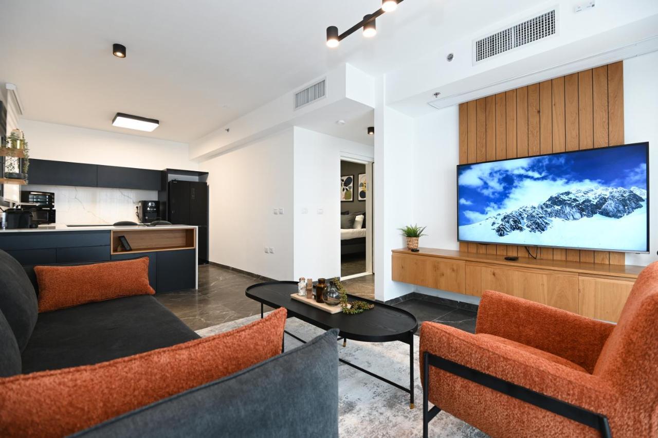Yalarent C Kinneret Hotel Apartments Migdal Exteriör bild