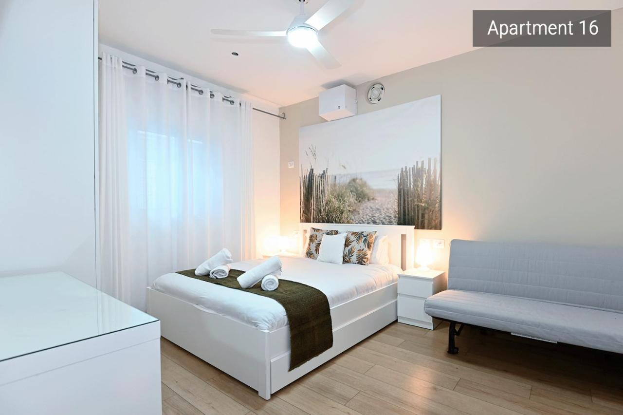Yalarent C Kinneret Hotel Apartments Migdal Exteriör bild